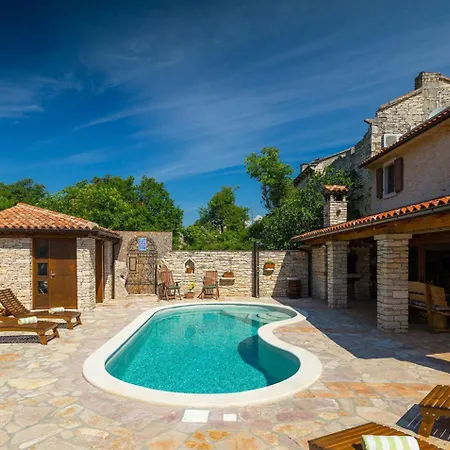 Milica For 6 People - Pet Friendly Eco House With Private Pool