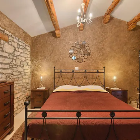 Villa Milica For 6 People - Pet Friendly Eco House With Private Pool