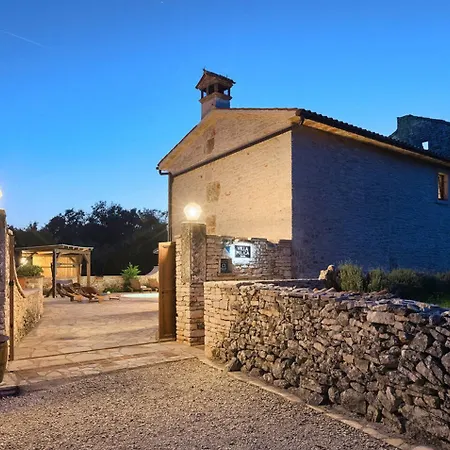 Villa Milica For 6 People - Pet Friendly Eco House With Private Pool *